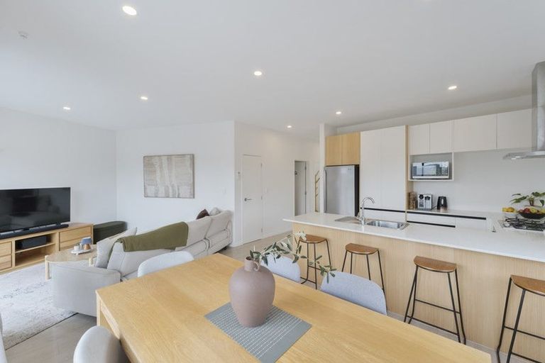 Photo of property in 103 Waekahu Road, Westgate, Auckland, 0814