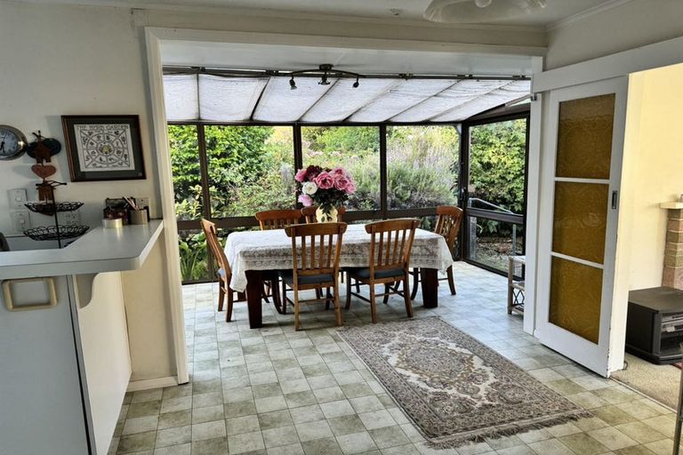 Photo of property in 20 Sovereign Place, Glenfield, Auckland, 0629