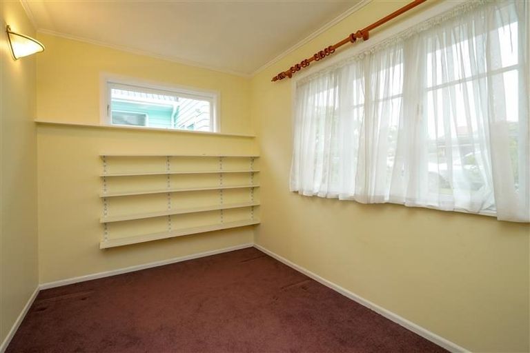 Photo of property in 1 Moana Avenue, Bayswater, Auckland, 0622