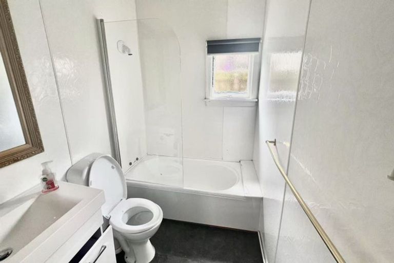 Photo of property in 85 Rattray Street, Riccarton, Christchurch, 8041