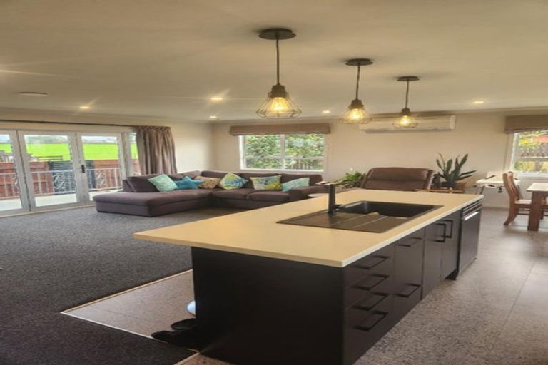 Photo of property in 168 Brecon Road, Stratford, 4332