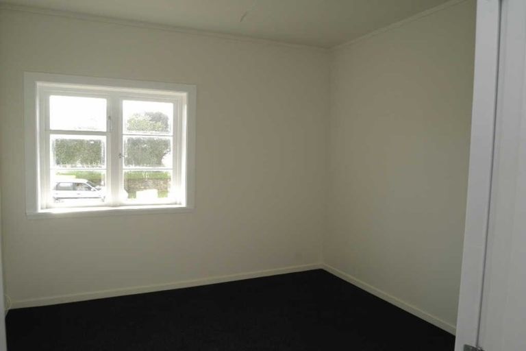 Photo of property in 30 Michael Road, Paraparaumu Beach, Paraparaumu, 5032
