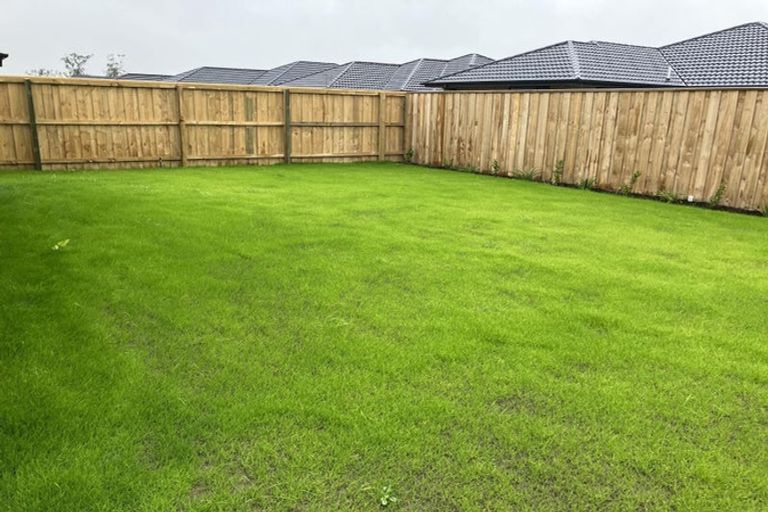 Photo of property in 6 Frogmore Way, Rolleston, 7615