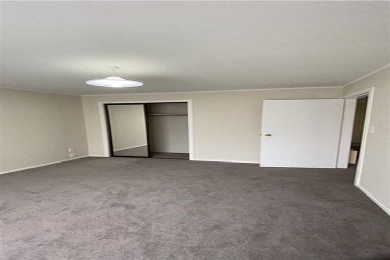 Photo of property in 2/65 Pohutukawa Street, Woburn, Lower Hutt, 5011