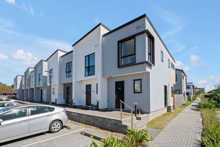 Photo of property in 1 Aumarire Lane, Favona, Auckland, 2024