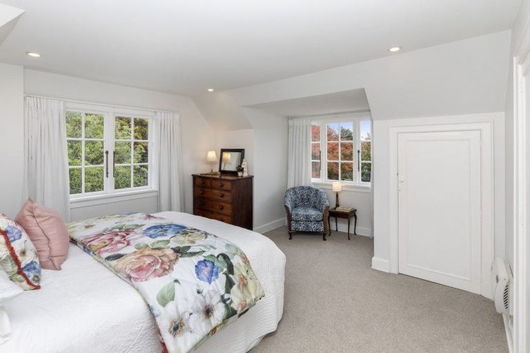 Photo of property in 2 Royds Street, Fendalton, Christchurch, 8014