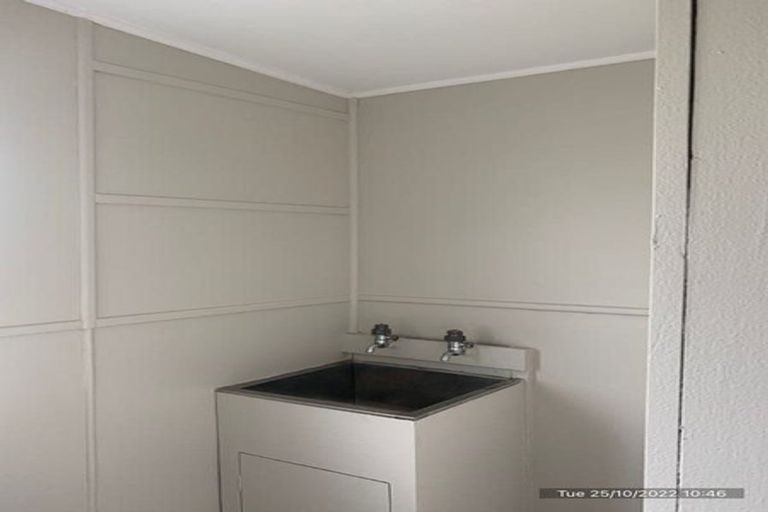 Photo of property in 12b-1 Gladstone Street, Westport, 7825