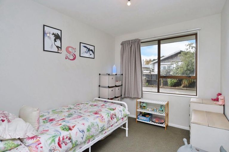 Photo of property in 2/56 Hay Street, Bromley, Christchurch, 8062