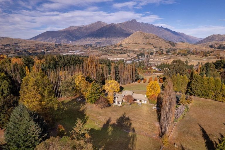 Photo of property in 385 Littles Road, Dalefield, Queenstown, 9371