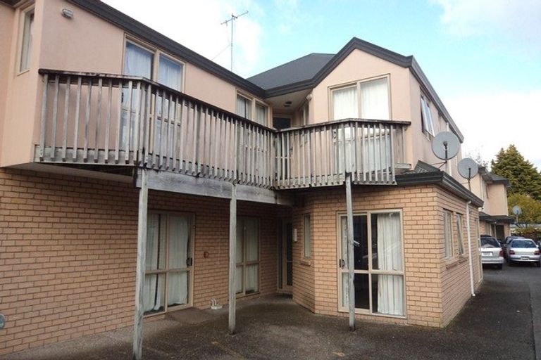 Photo of property in 12/5 Inverness Avenue, Hamilton East, Hamilton, 3216