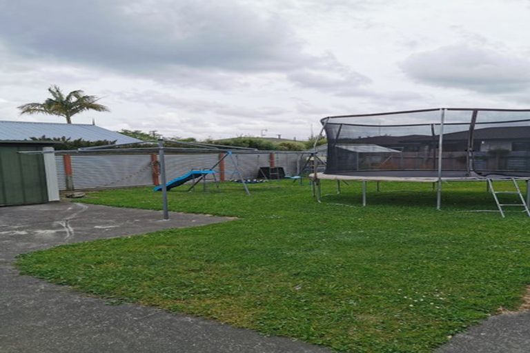 Photo of property in 21 Hinton Road, Taradale, Napier, 4112