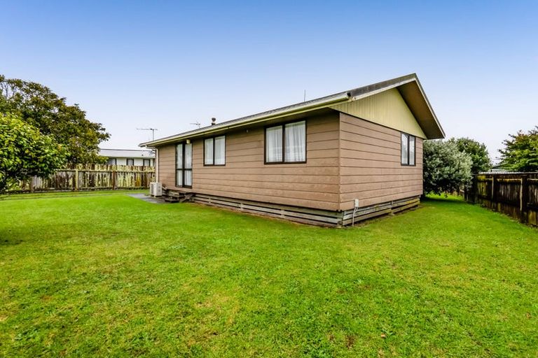 Photo of property in 6 Trimble Place, Bell Block, New Plymouth, 4312