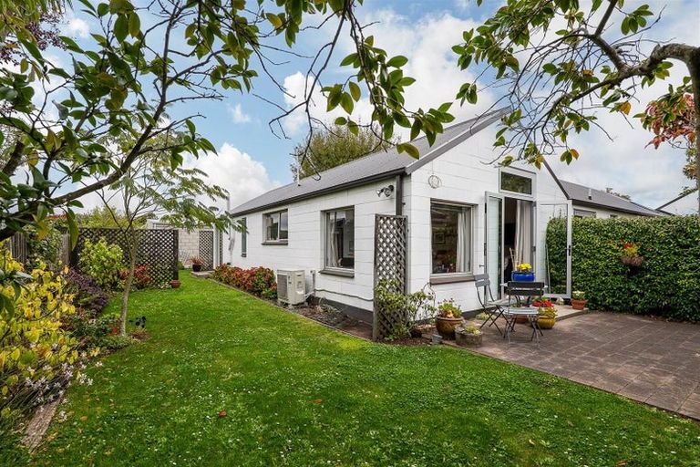 Photo of property in 3/16 Lindsay Street, St Albans, Christchurch, 8014