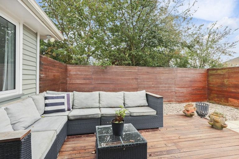 Photo of property in 197a Main North Road, Redwood, Christchurch, 8051