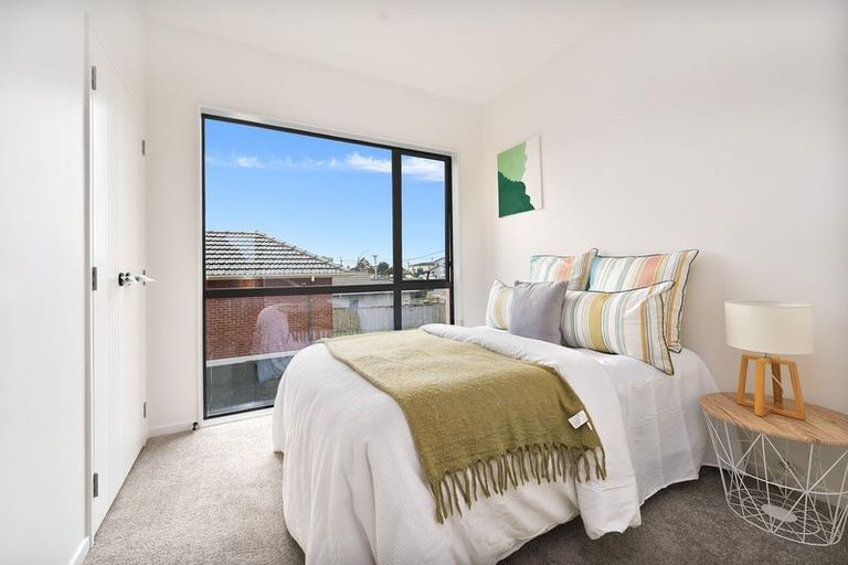 Photo of property in 4/442 Old Te Atatu Road, Te Atatu Peninsula, Auckland, 0610