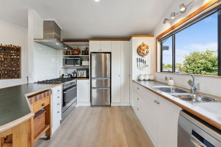 Photo of property in 22 Gillies Avenue, Taupo, 3330