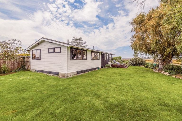Photo of property in 95 Dunns Avenue, The Pines Beach, 7630