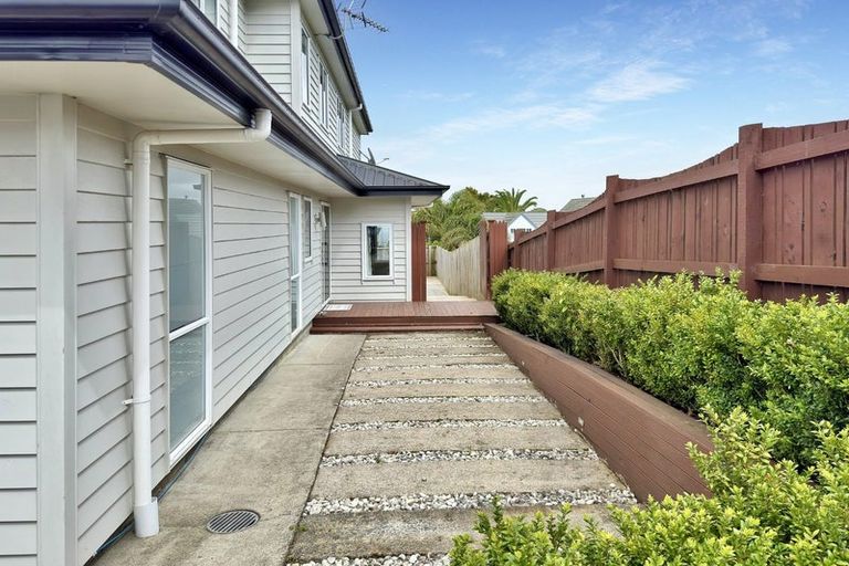 Photo of property in 152 Hill Road, The Gardens, Auckland, 2105