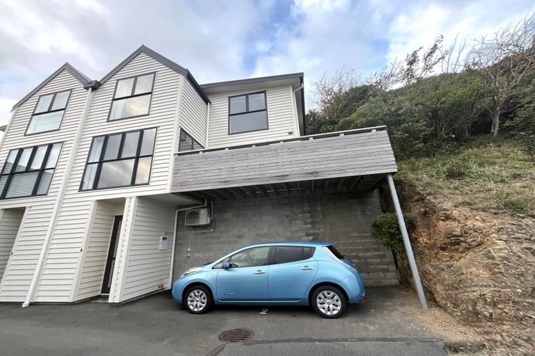 Photo of property in 2/69 Sheridan Terrace, Johnsonville, Wellington, 6037