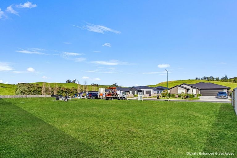 Photo of property in 212 Adler Drive, Ohauiti, Tauranga, 3112