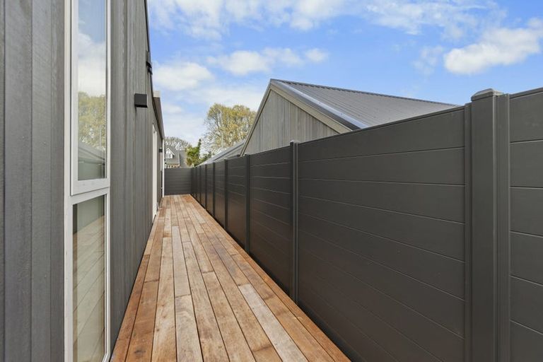 Photo of property in 2/11 Tamihana Avenue, Fairfield, Hamilton, 3214
