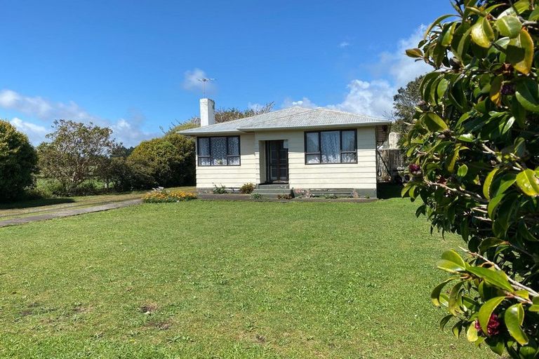 Photo of property in 188 Mokau Road, Urenui, 4377