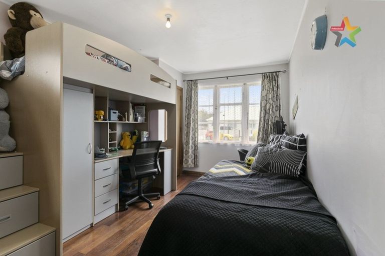 Photo of property in 58 Hewer Crescent, Naenae, Lower Hutt, 5011