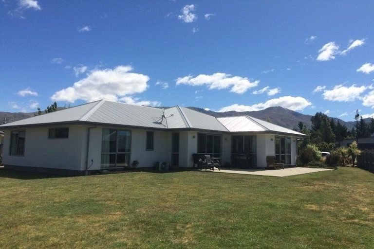 Photo of property in 70 Mount Iron Drive, Wanaka, 9305