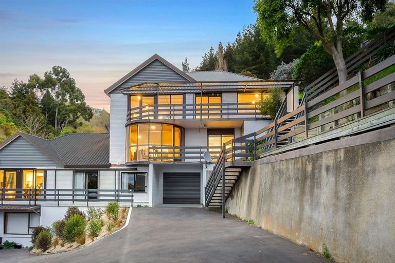 Photo of property in 55 Holliss Avenue, Cashmere, Christchurch, 8022
