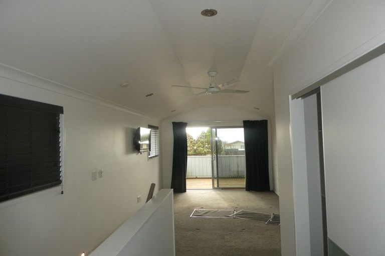 Photo of property in 5 Pukaki Avenue, Ngahere, 7872