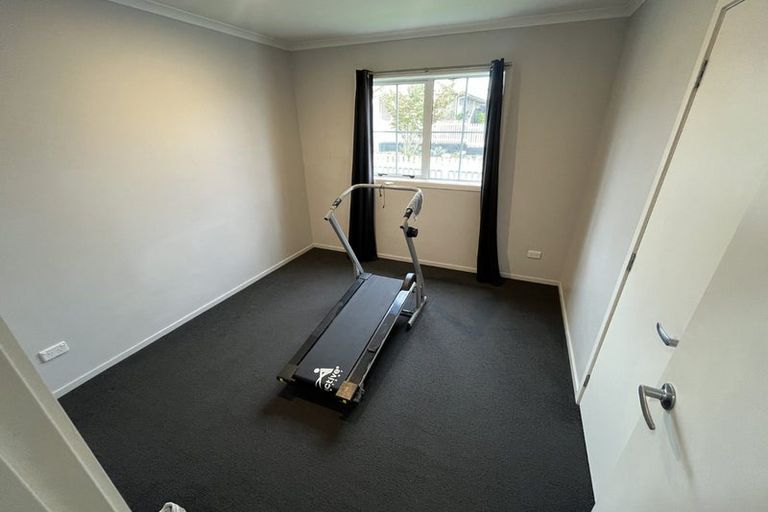 Photo of property in 27 Queens Park Crescent, Frankton, Hamilton, 3204