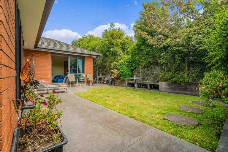 Photo of property in 82 Middleton Road, Upper Riccarton, Christchurch, 8041