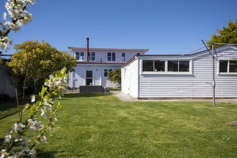 Photo of property in 315 Westminster Street, Mairehau, Christchurch, 8013