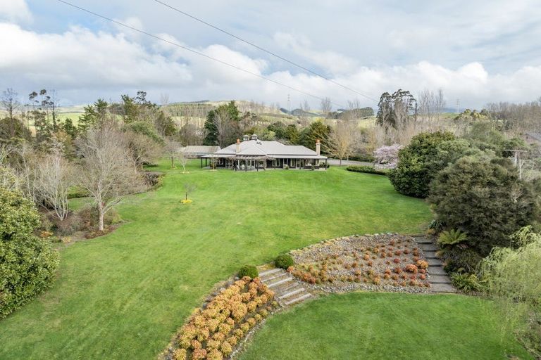 Photo of property in 274 Polson Hill Drive, Aokautere, Palmerston North, 4471
