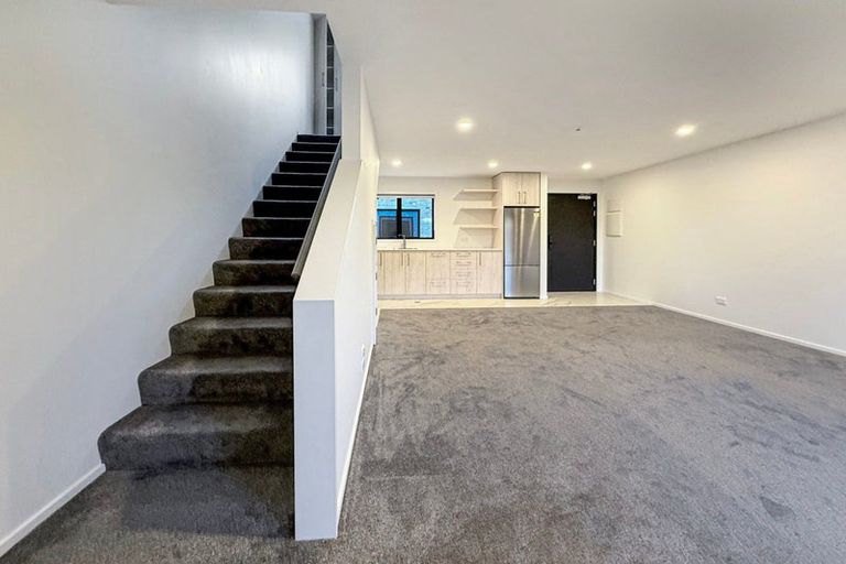 Photo of property in 2/5 Shearer Avenue, Papanui, Christchurch, 8052