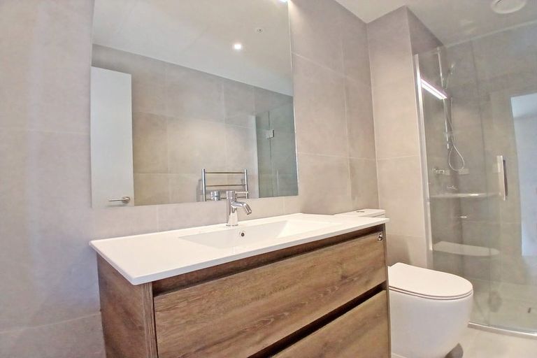 Photo of property in 210/21 Pennant Street, Long Bay, 0630