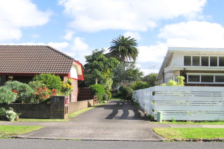 Photo of property in 3/73 Hattaway Avenue, Bucklands Beach, Auckland, 2012
