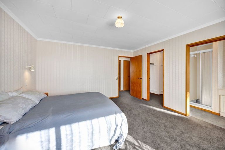 Photo of property in 65 Murray Avenue, Hawera, 4610
