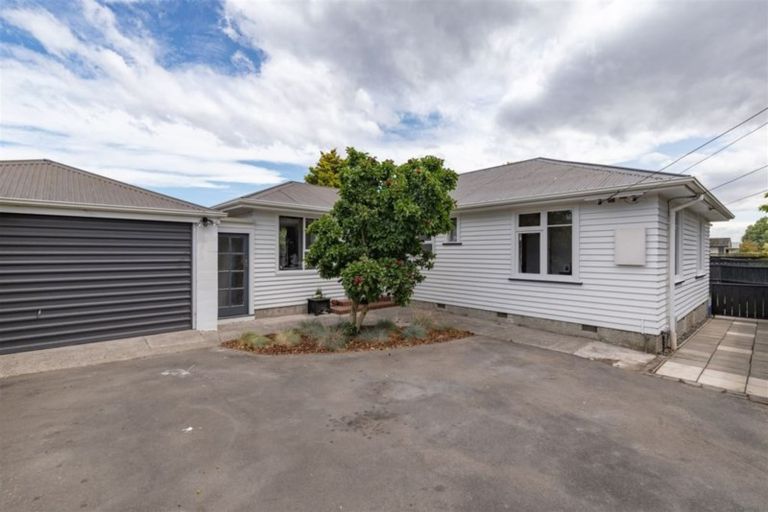 Photo of property in 1/25 Esperance Street, St Albans, Christchurch, 8052
