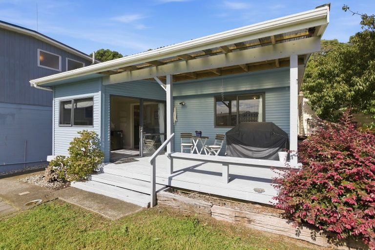 Photo of property in 49 Ngakoti Street, Urenui, 4375