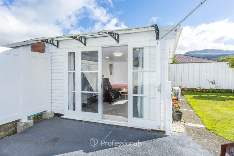 Photo of property in 267 Fergusson Drive, Heretaunga, Upper Hutt, 5018