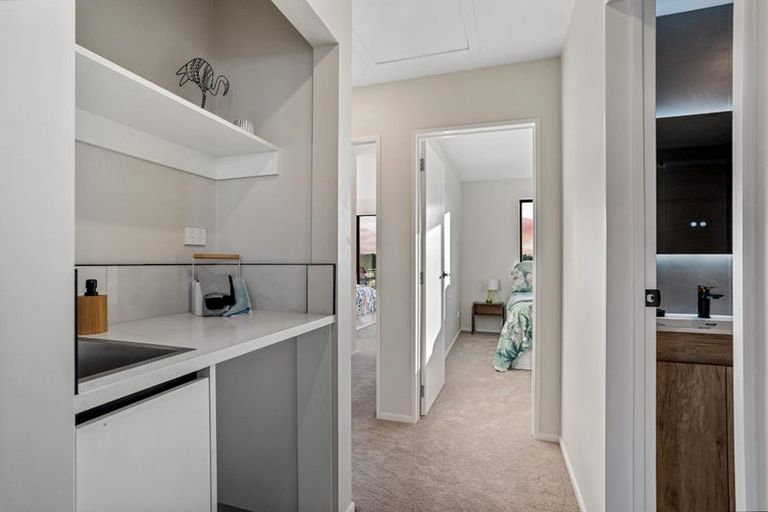 Photo of property in 10 Greenbrier Street, Westgate, 0814