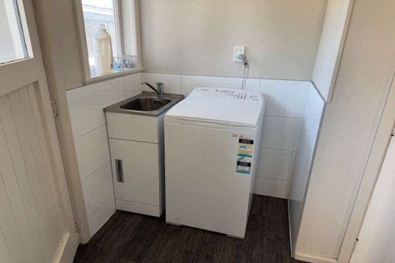 Photo of property in 48 Bright Crescent, Maraenui, Napier, 4110