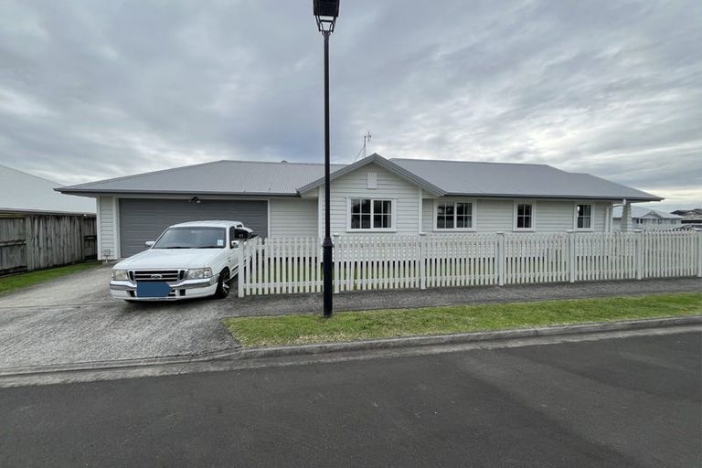 Photo of property in 27 Queens Park Crescent, Frankton, Hamilton, 3204