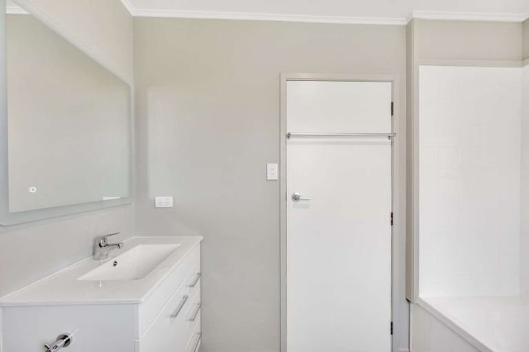 Photo of property in 96 Mclean Street, Wairoa, 4108