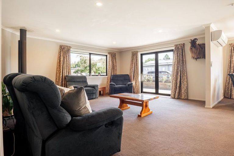 Photo of property in 22 Irishman Drive, Twizel, 7901