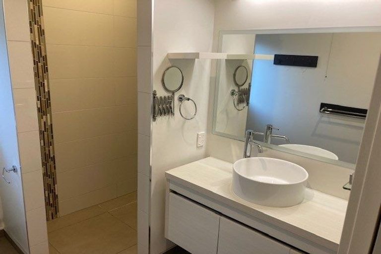 Photo of property in 90 Naylor Street, Hamilton East, Hamilton, 3216