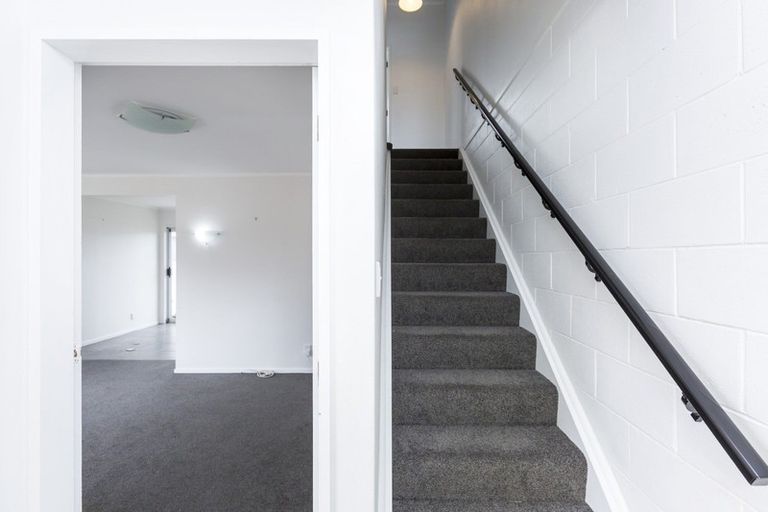 Photo of property in 11f5- John Street, Trentham, Upper Hutt, 5018