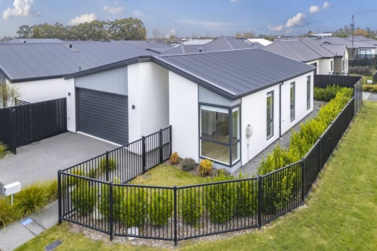 Photo of property in 27 Hancox Street, Kaiapoi, 7630