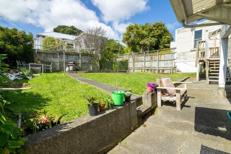 Photo of property in 23 Nairn Street, Mount Cook, Wellington, 6011